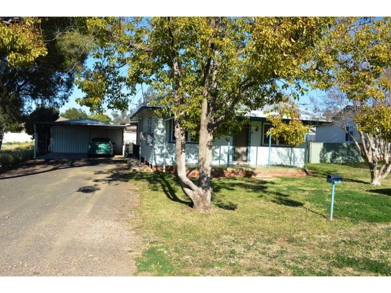 11 Osric Street, Gunnedah NSW 2380