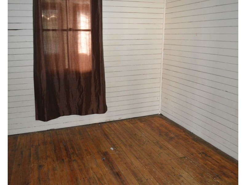 18 Little Conadilly St, Gunnedah NSW 2380