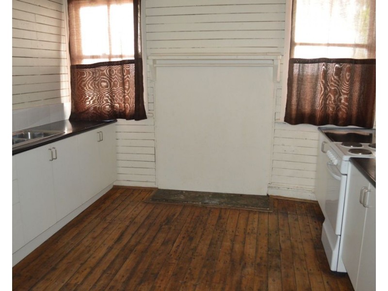 18 Little Conadilly St, Gunnedah NSW 2380