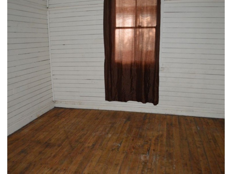 18 Little Conadilly St, Gunnedah NSW 2380