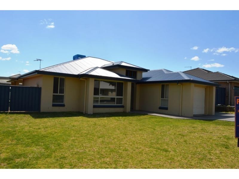 20 Tallowwood Drive, Gunnedah NSW 2380