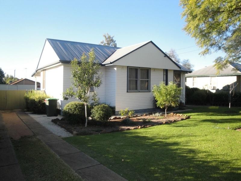 88 Edward Street, Gunnedah NSW 2380