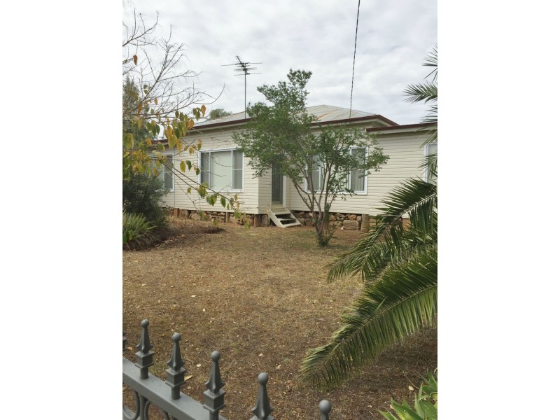 207 Bloomfield Street, Gunnedah NSW 2380