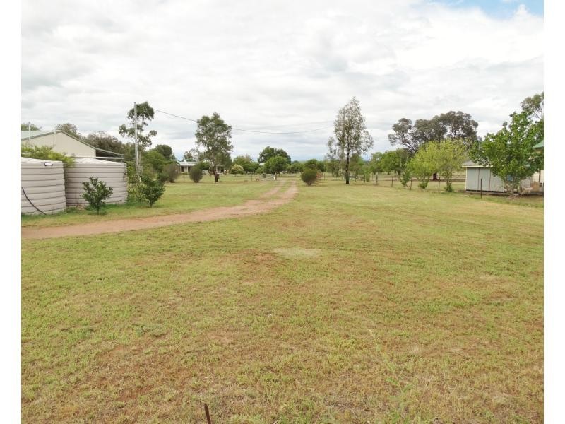 18 Carlyon Avenue, Gunnedah NSW 2380