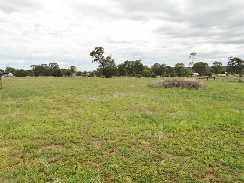 18 Carlyon Avenue, Gunnedah NSW 2380