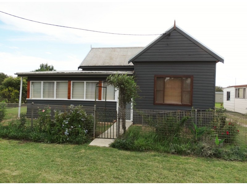31 Railway Street, Curlewis NSW 2381