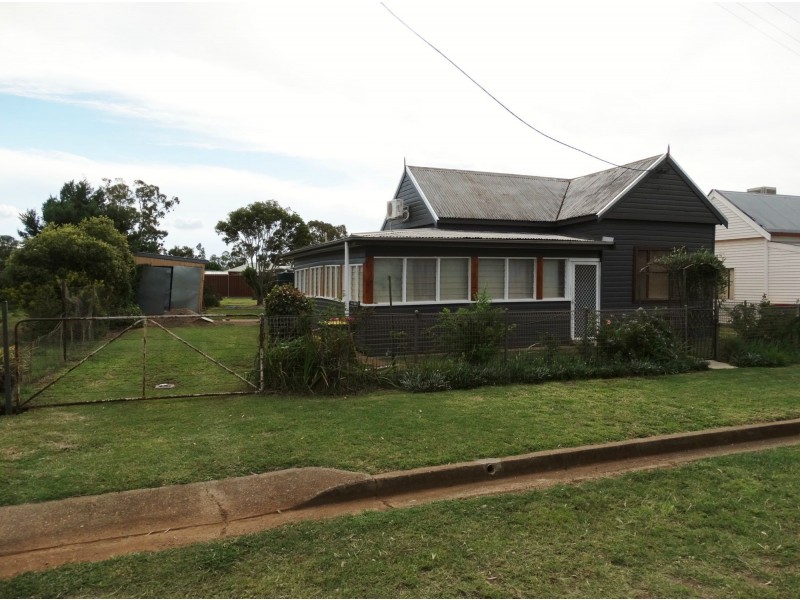 31 Railway Street, Curlewis NSW 2381