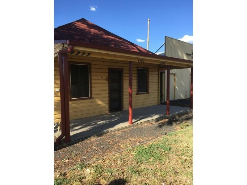 12 Railway Avenue, Gunnedah NSW 2380