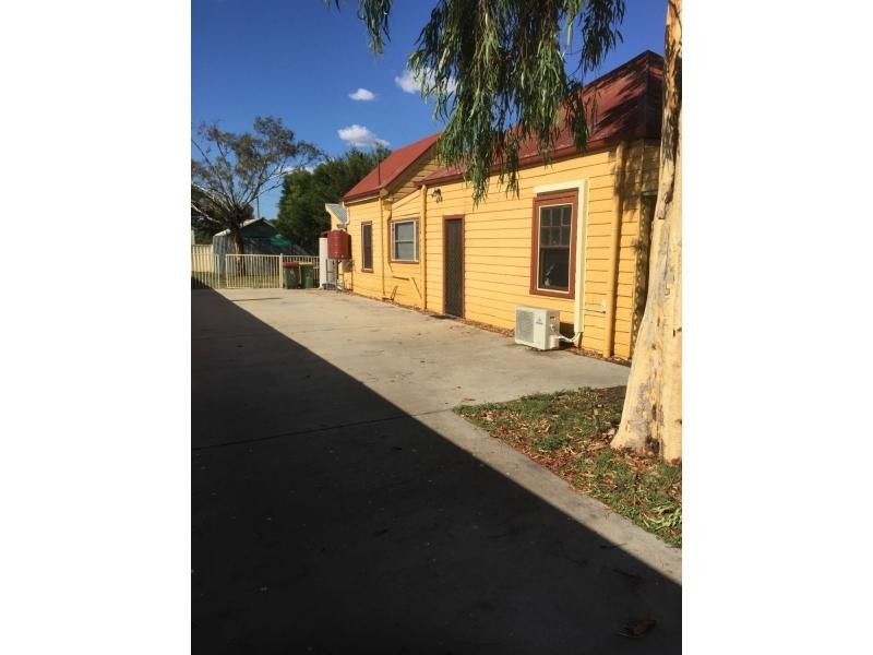 12 Railway Avenue, Gunnedah NSW 2380