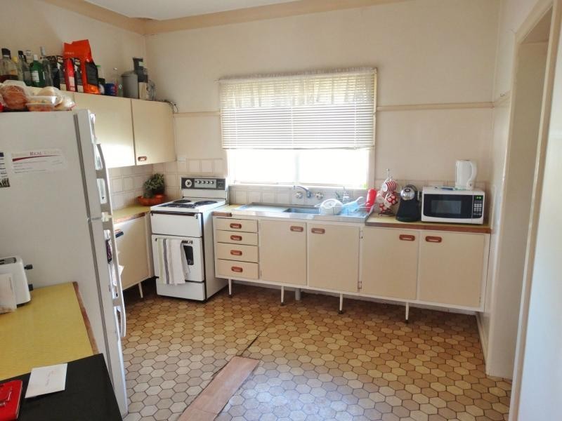 37 Fairview Street, Gunnedah NSW 2380