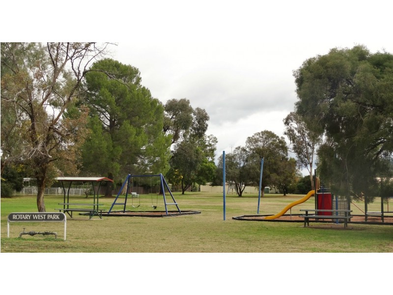 13 Gallen Avenue, Gunnedah NSW 2380