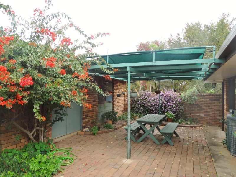 13 Gallen Avenue, Gunnedah NSW 2380