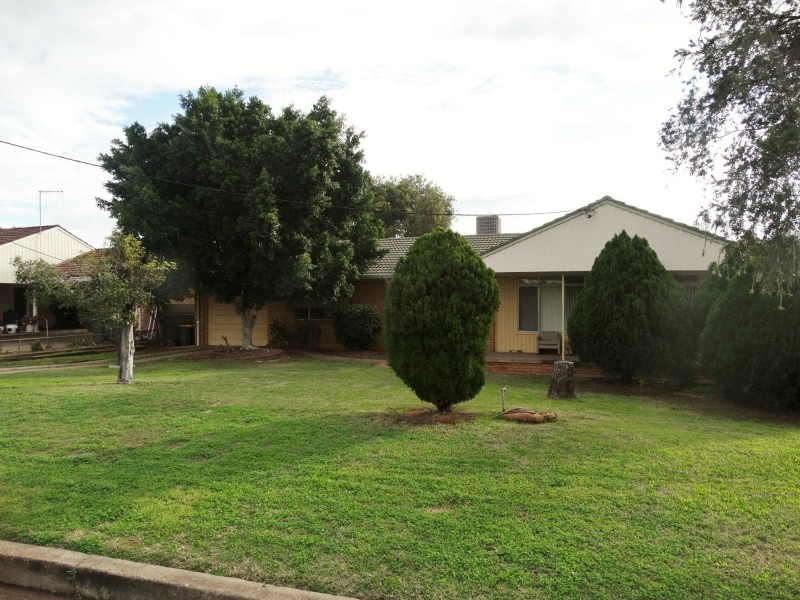 17 Breen Street, Gunnedah NSW 2380