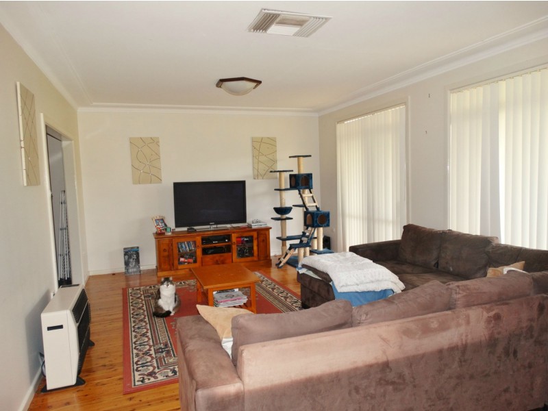17 Breen Street, Gunnedah NSW 2380