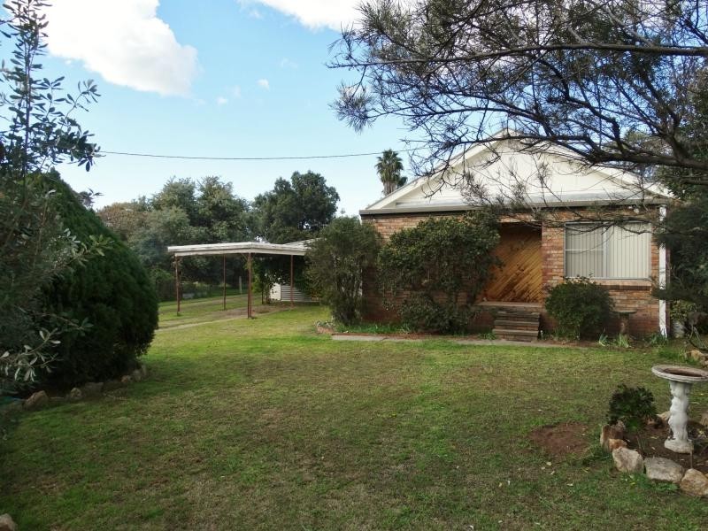30 Wandobah Road, Gunnedah NSW 2380