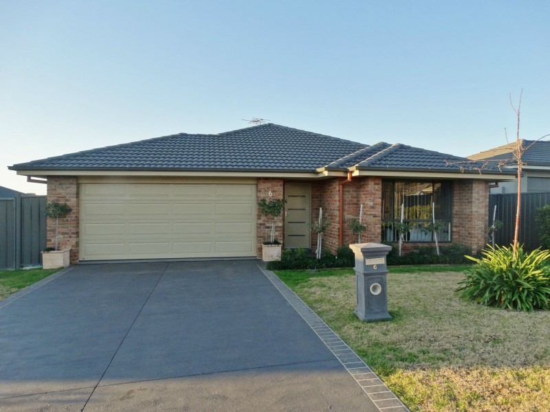 6 Kurrajong Road, Gunnedah NSW 2380