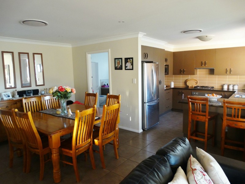 6 Kurrajong Road, Gunnedah NSW 2380