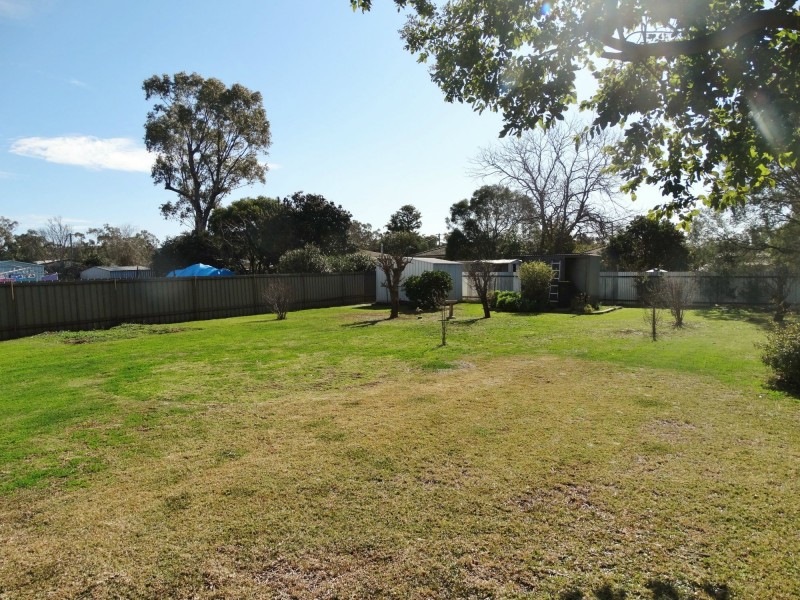 64 Pine Street, Curlewis NSW 2381