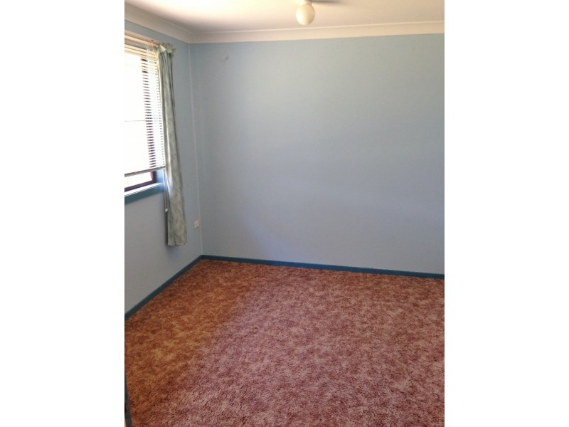 14 Edward Street, Carroll NSW 2340