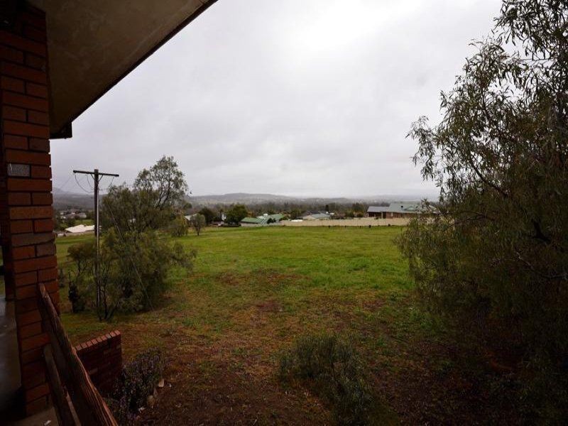 26 Hillcrest Road, Gunnedah NSW 2380