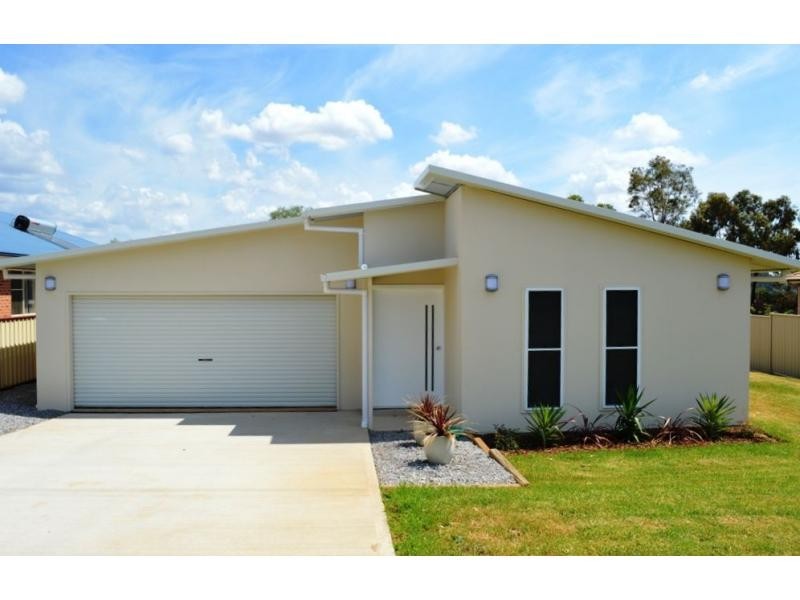17 Hinton Drive, Gunnedah NSW 2380