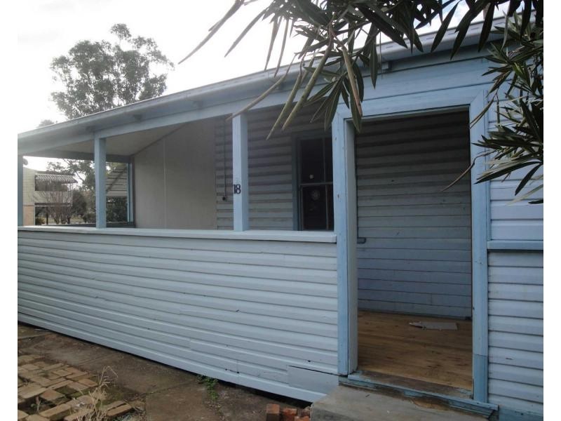 18 Little Conadilly Street, Gunnedah NSW 2380