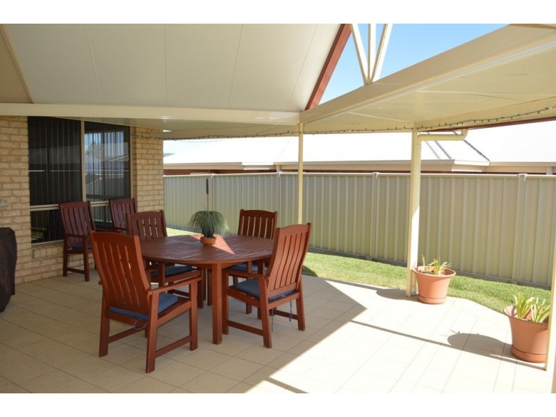 22 Hinton Drive, Gunnedah NSW 2380