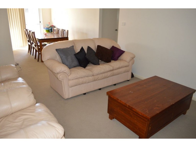 3/9 Bowen Avenue, Gunnedah NSW 2380