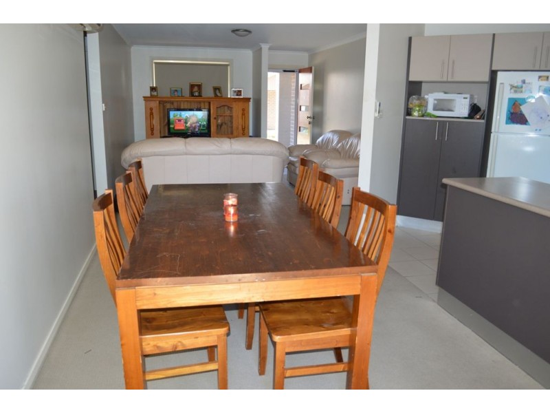 3/9 Bowen Avenue, Gunnedah NSW 2380