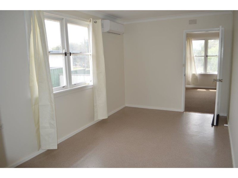 36 King St, Gunnedah NSW 2380