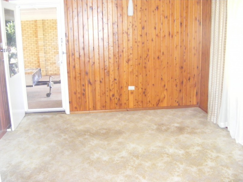 19 Breen Street, Gunnedah NSW 2380