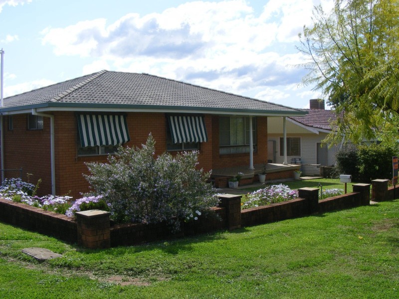 13 Apex Road, Gunnedah NSW 2380