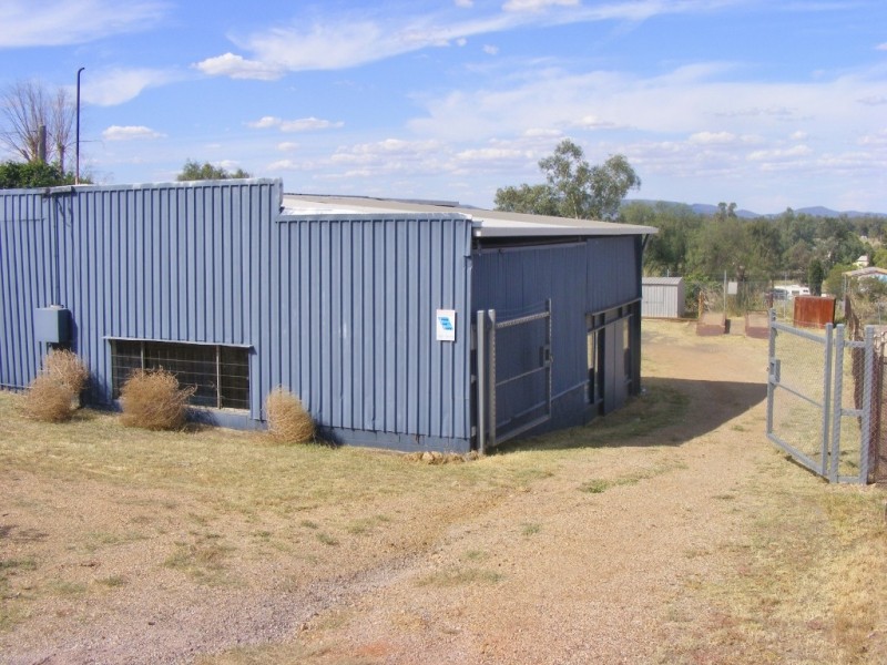 24 Farrar Rd, Gunnedah NSW 2380