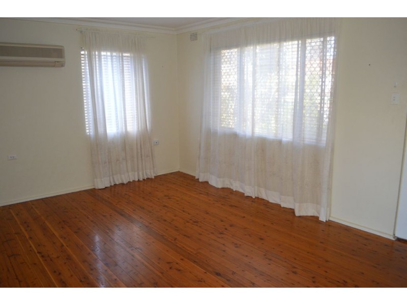 3/28 George Street, Gunnedah NSW 2380
