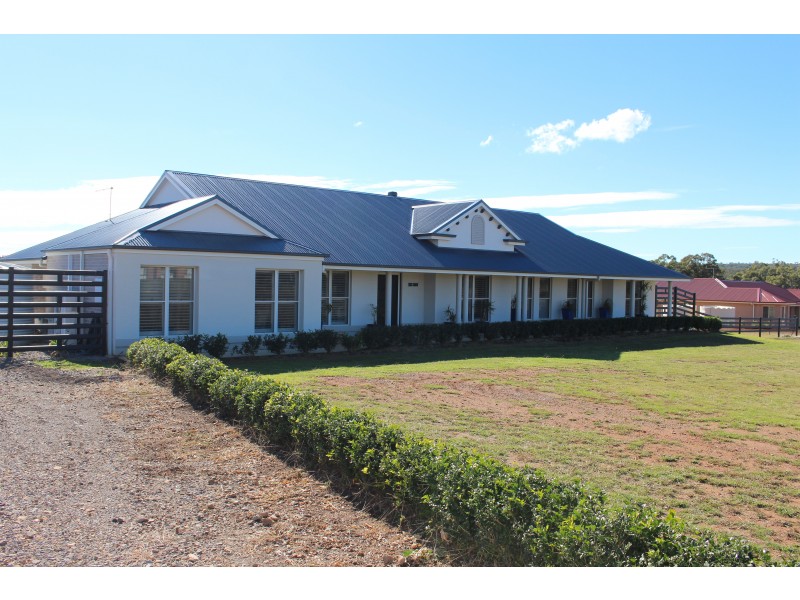 62 Kerry Elizabeth Dr, Gunnedah NSW 2380