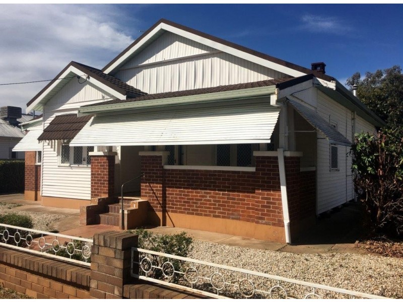 6 Rodney St, Gunnedah NSW 2380