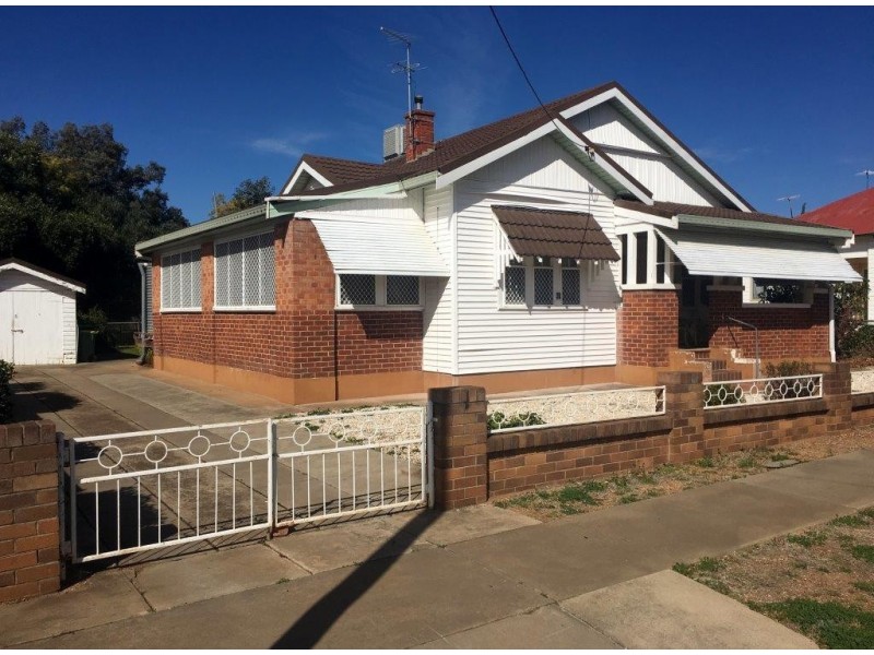 6 Rodney St, Gunnedah NSW 2380
