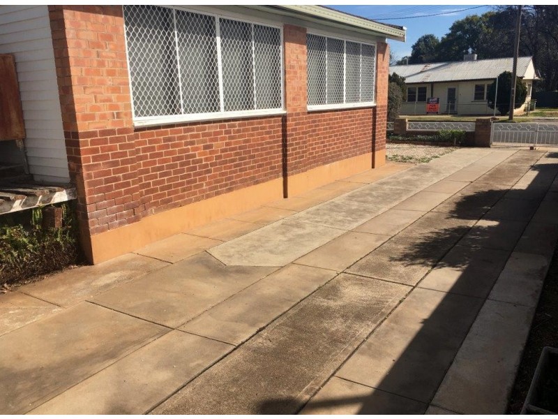 6 Rodney St, Gunnedah NSW 2380