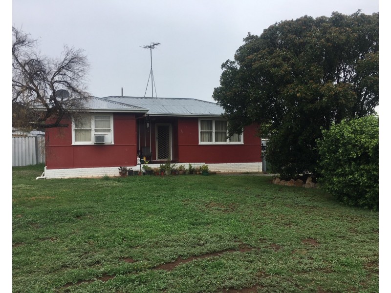 29 Walter Rodd St, Gunnedah NSW 2380