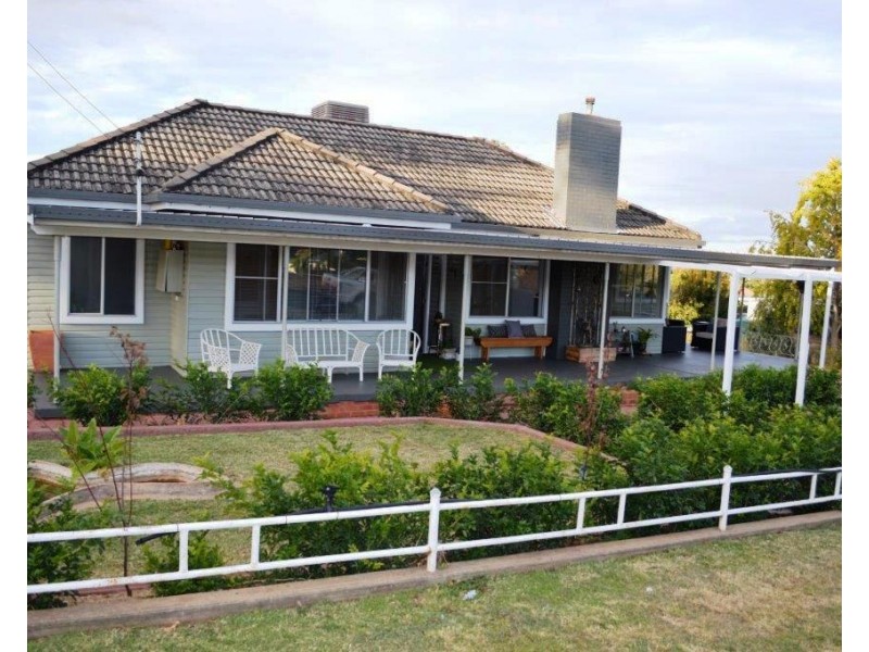 10 South St, Gunnedah NSW 2380