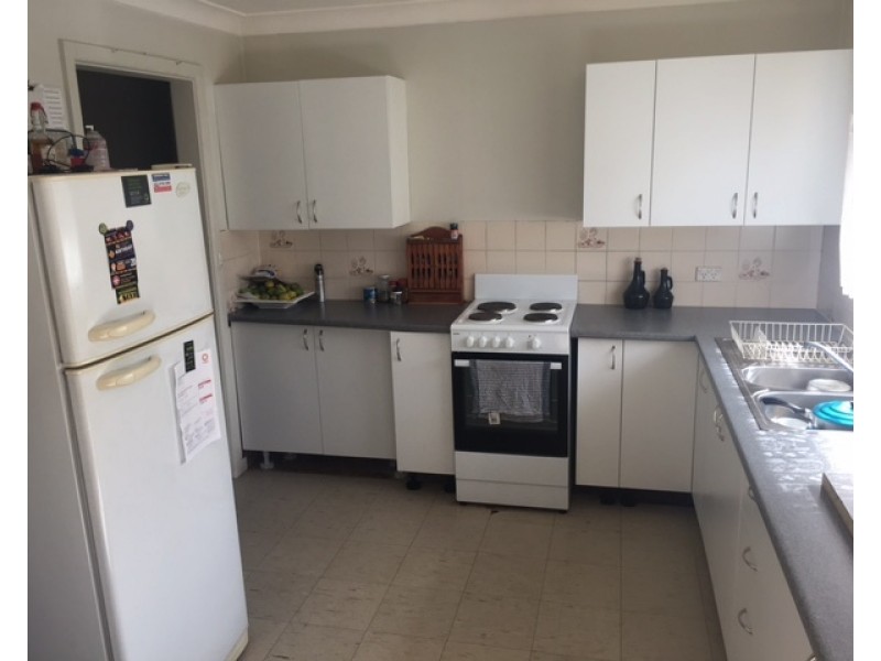 2 Newell Ave, Gunnedah NSW 2380