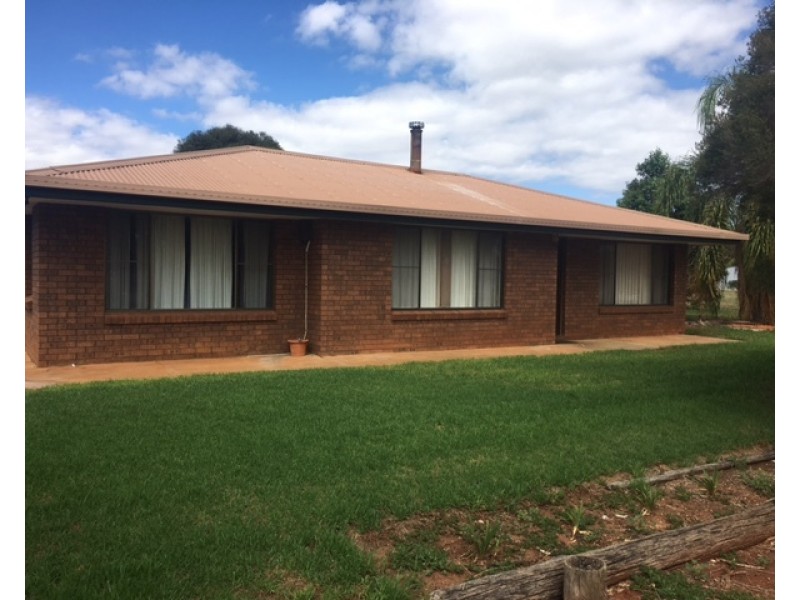 7 Galway Ave, Gunnedah NSW 2380