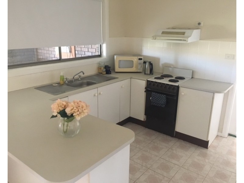 7 Galway Ave, Gunnedah NSW 2380