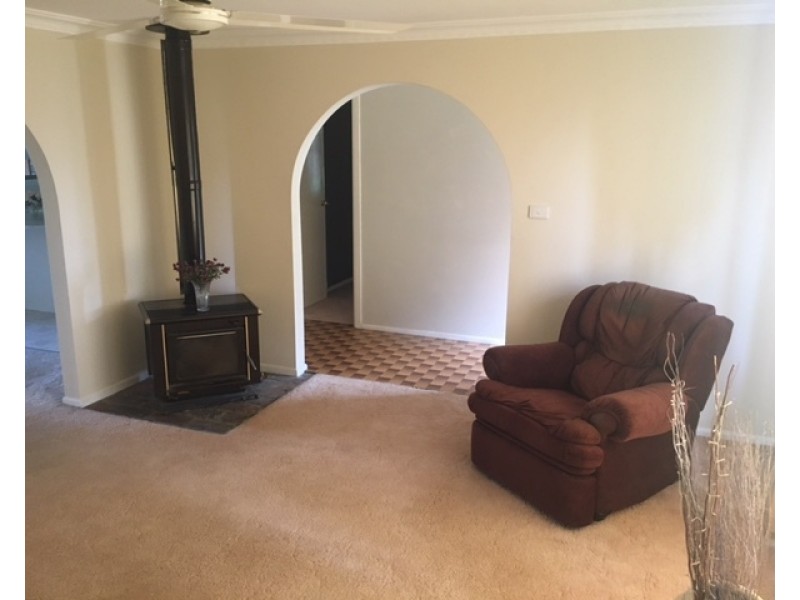 7 Galway Ave, Gunnedah NSW 2380