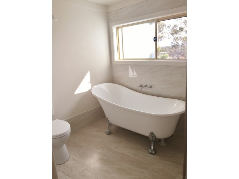 54 Kamilaroi Rd, Gunnedah NSW 2380