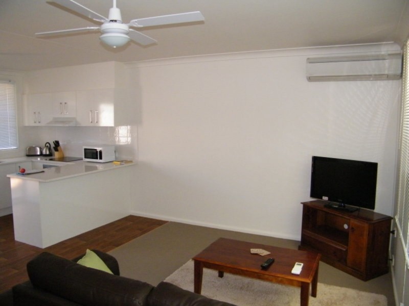 4/106 George St, Gunnedah NSW 2380