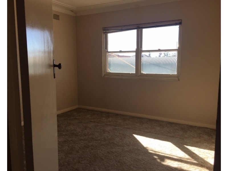 2/94 Marquis St, Gunnedah NSW 2380