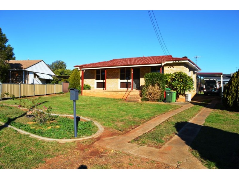 55 Jaeger Ave, Gunnedah NSW 2380