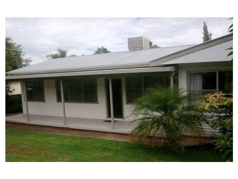 32 Fairview St, Gunnedah NSW 2380