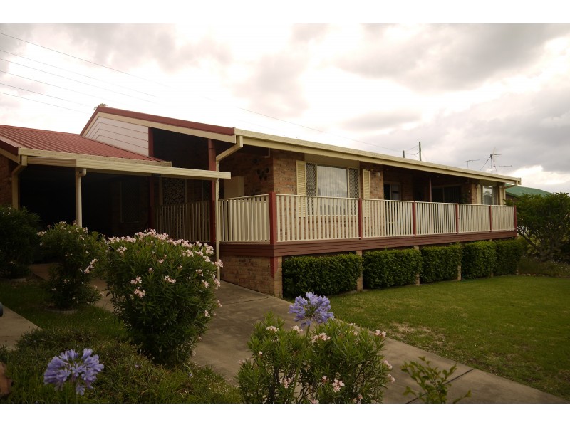 16 Kirkpatrick Cl, Gunnedah NSW 2380